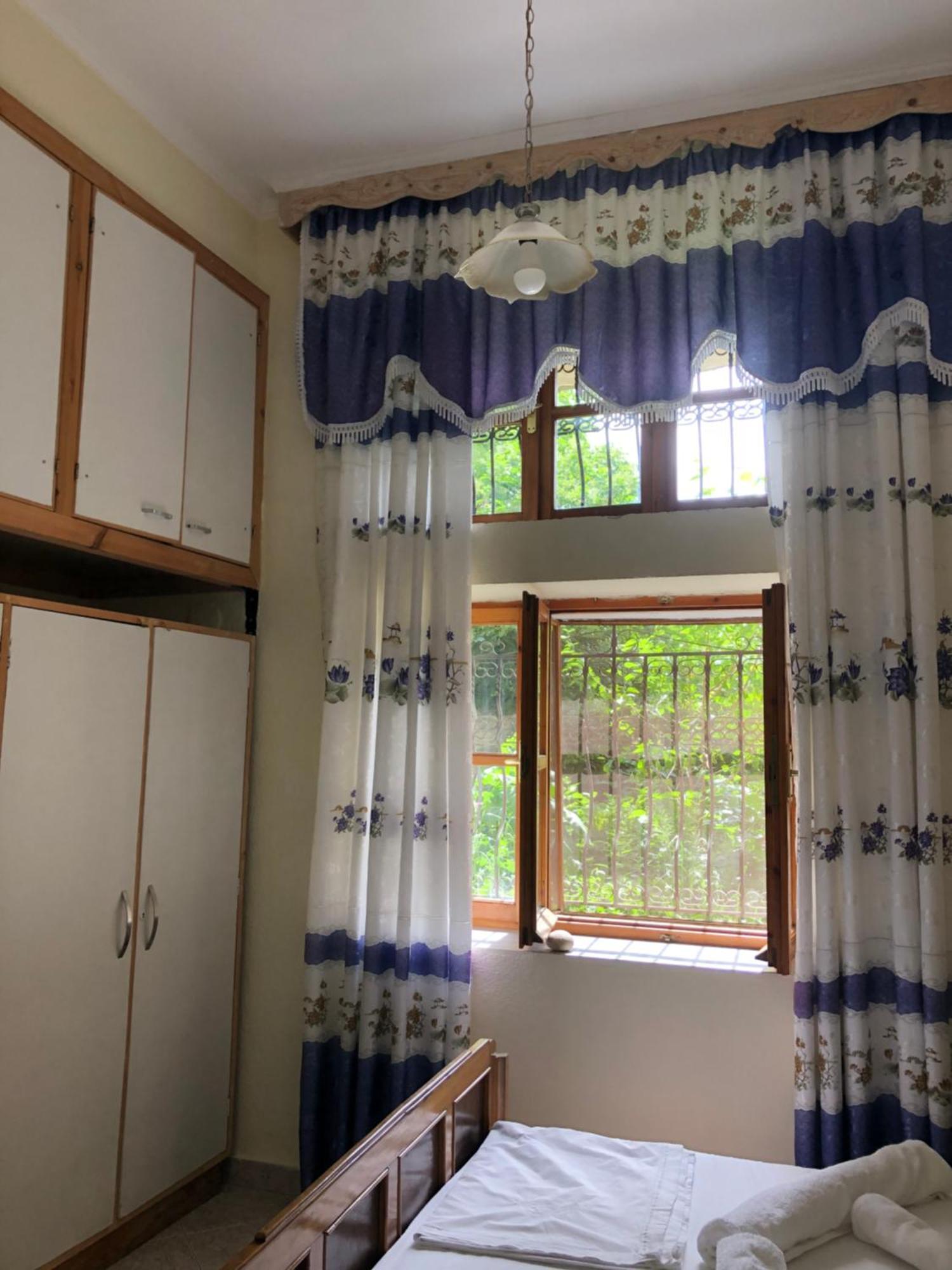 Apartment Stone Pazar